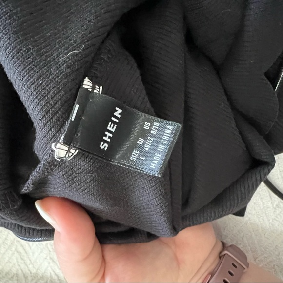 SHEIN Scallop Trim Rib Knit Cami Top L - Picture 9 of 9